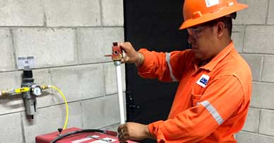 Servicio y mantenimiento extintores
